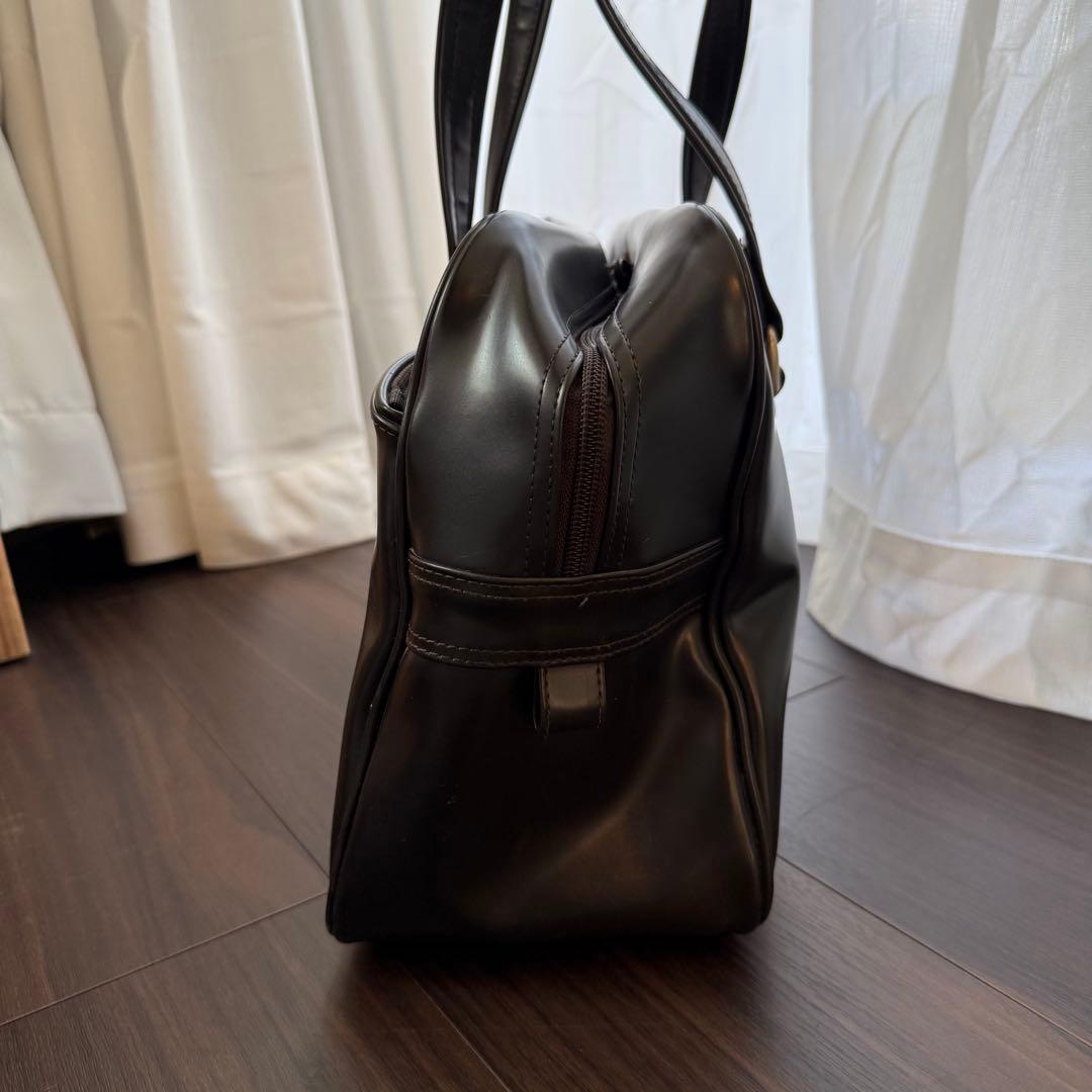 ★美品★ EASTBOY スクールバッグ 合皮 ブラック 女神刺繍