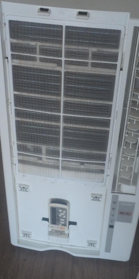 ハイアール Haier 窓用エアコン JA-16T ジャンク