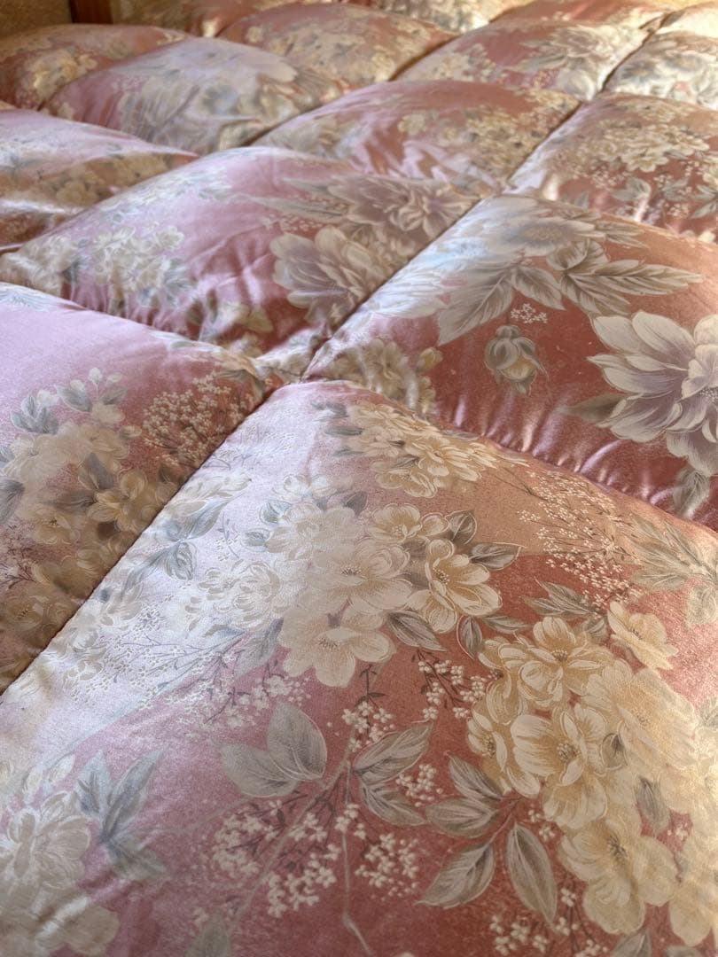 あ*☆様 羽毛布団 150×210 ダウン95% フェザー5% ホワイトグース1