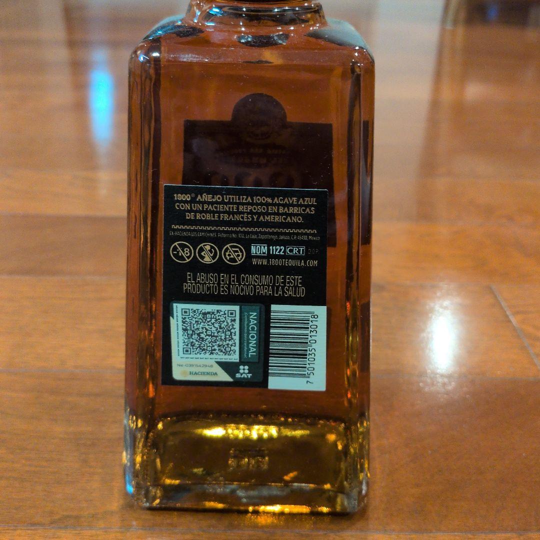 1800 Tequila Añejo 100% Agave　700ml