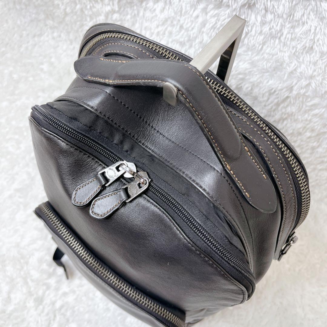 バッグ COACH Graham Backpack all Leather Black