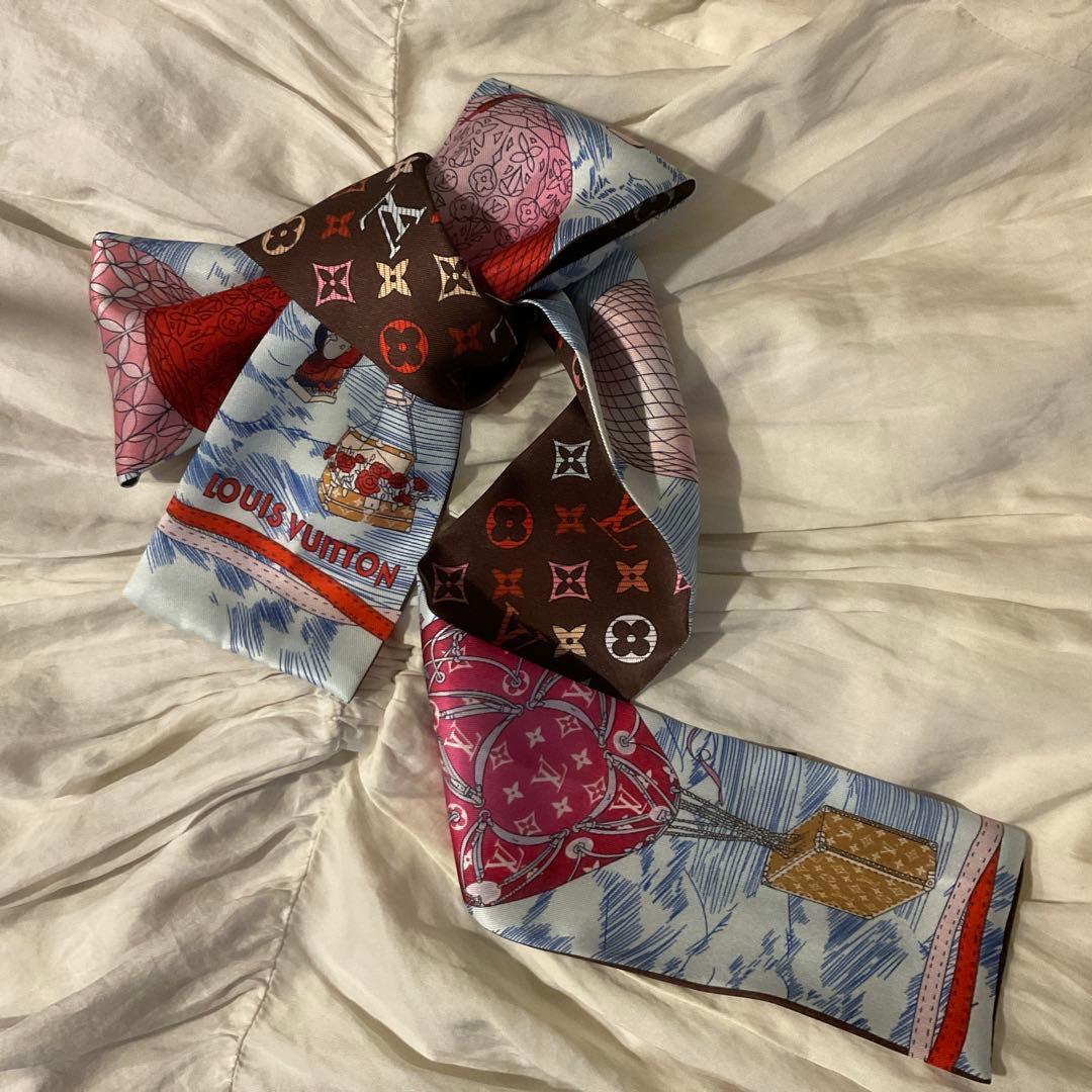 LOUIS VUITTON スカーフ　ノベルティ