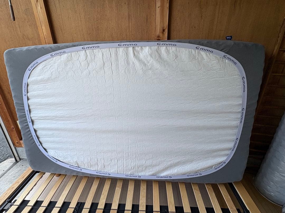 【引取or関西直配送】美品　エマ・スリープ　プレミアムV2 セミダブル