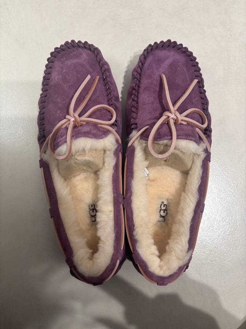 UGG　Dakota ダコタ　モカシン　パープル