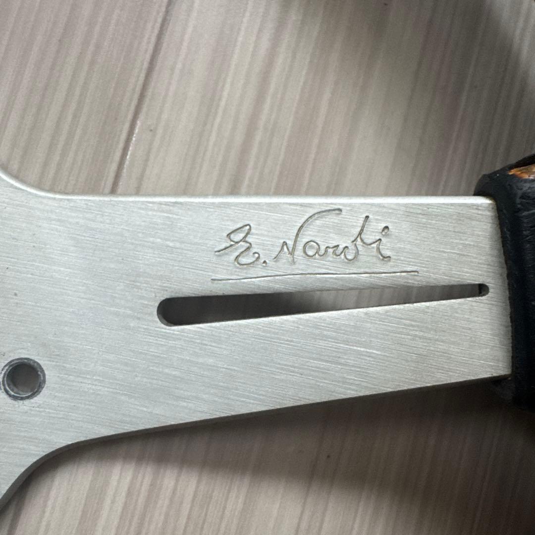 ナルディ ステアリング 330mm 33π