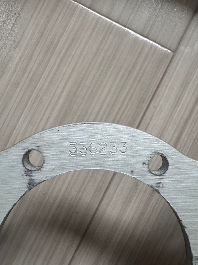 ナルディ ステアリング 330mm 33π