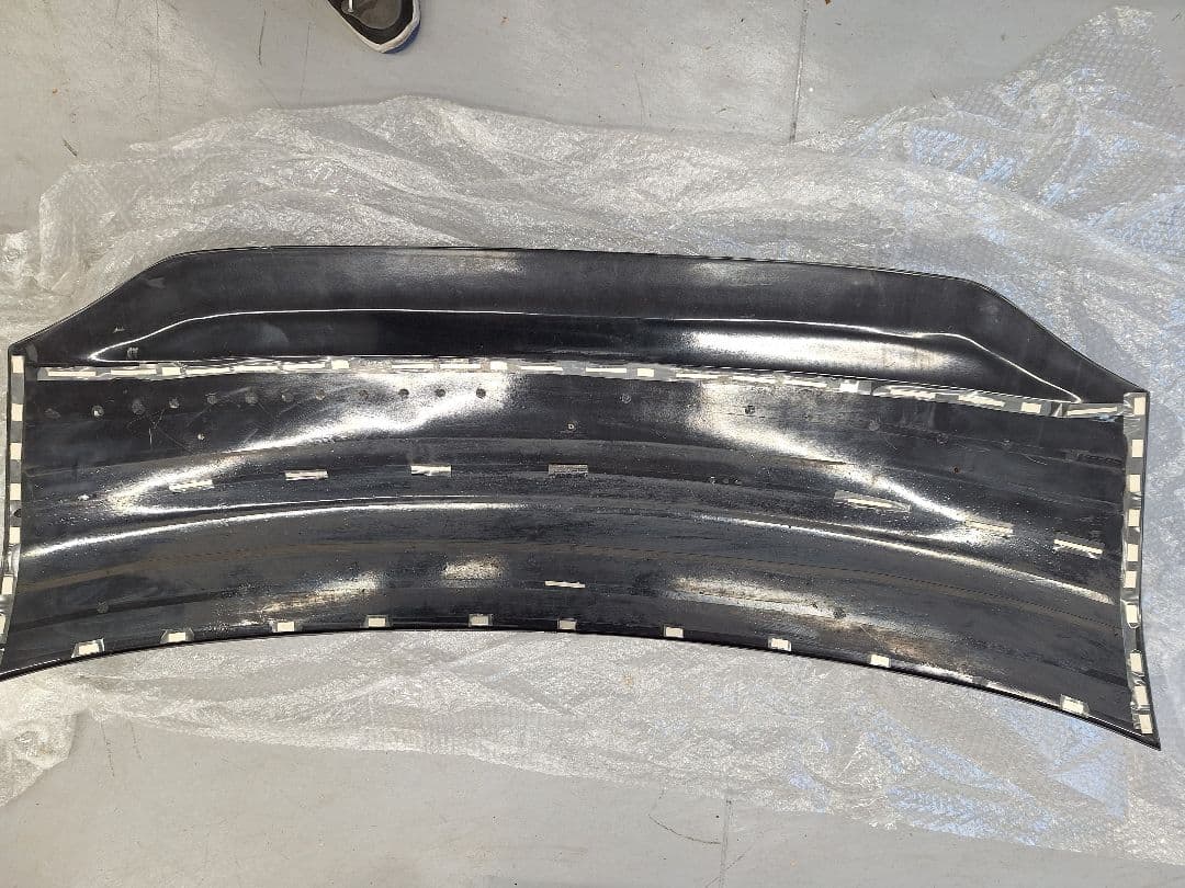 日産キャラバン　NV350　前期　バッドフェイス　ボンネットカバー