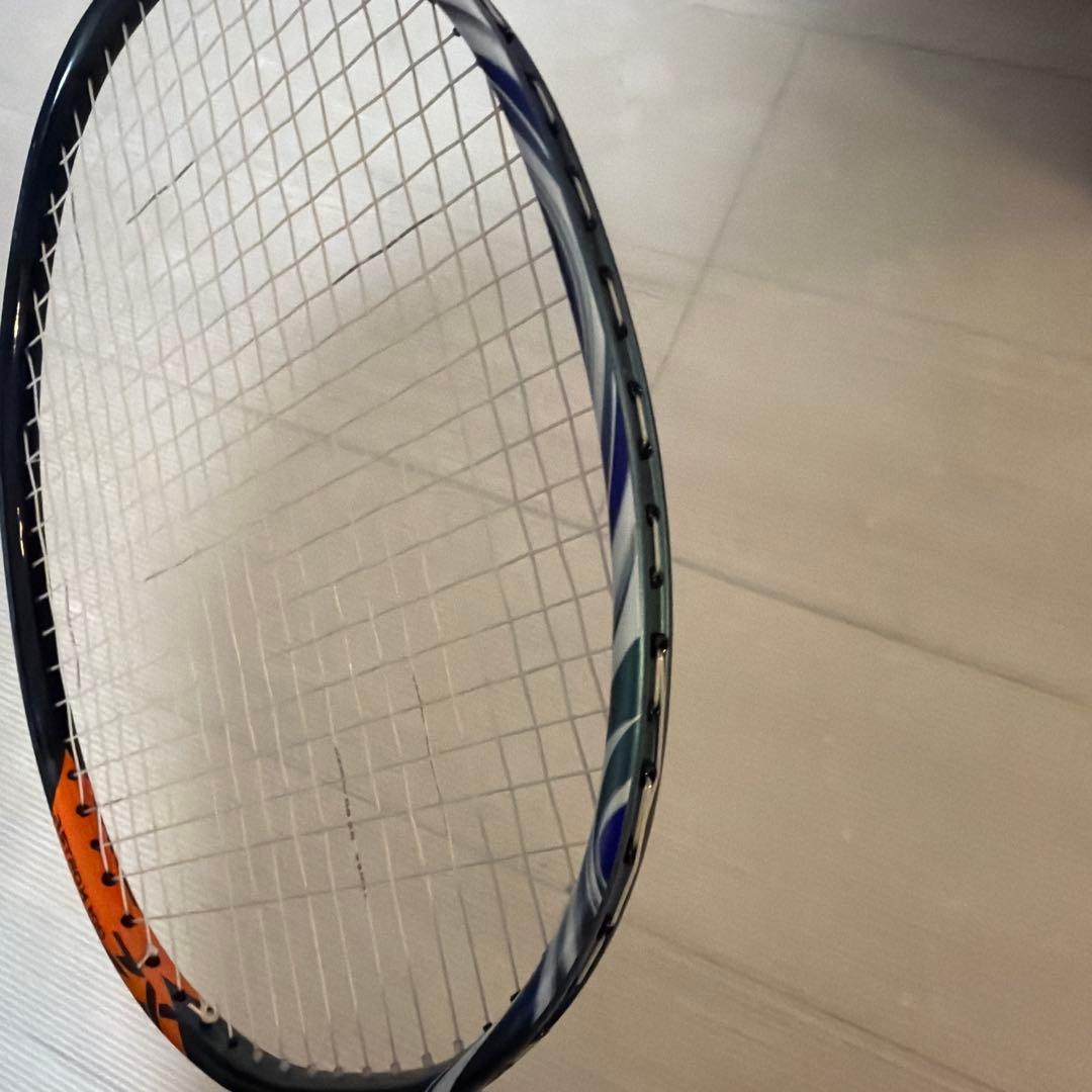 は*ま様 バドミントンラケット ストリング入り