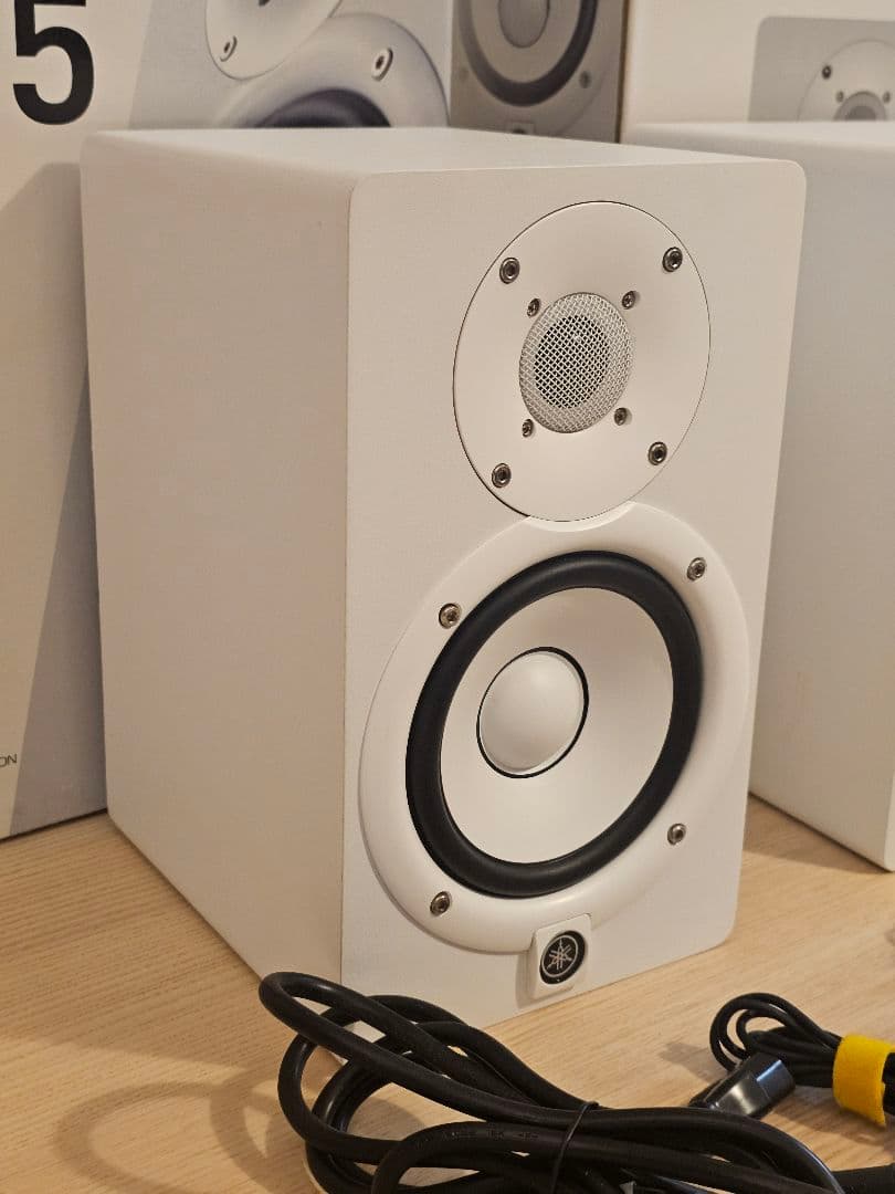 YAMAHA HS5 ホワイト ペア／原箱あり／電源・音声ケーブル付