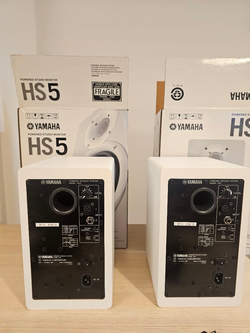 YAMAHA HS5 ホワイト ペア／原箱あり／電源・音声ケーブル付