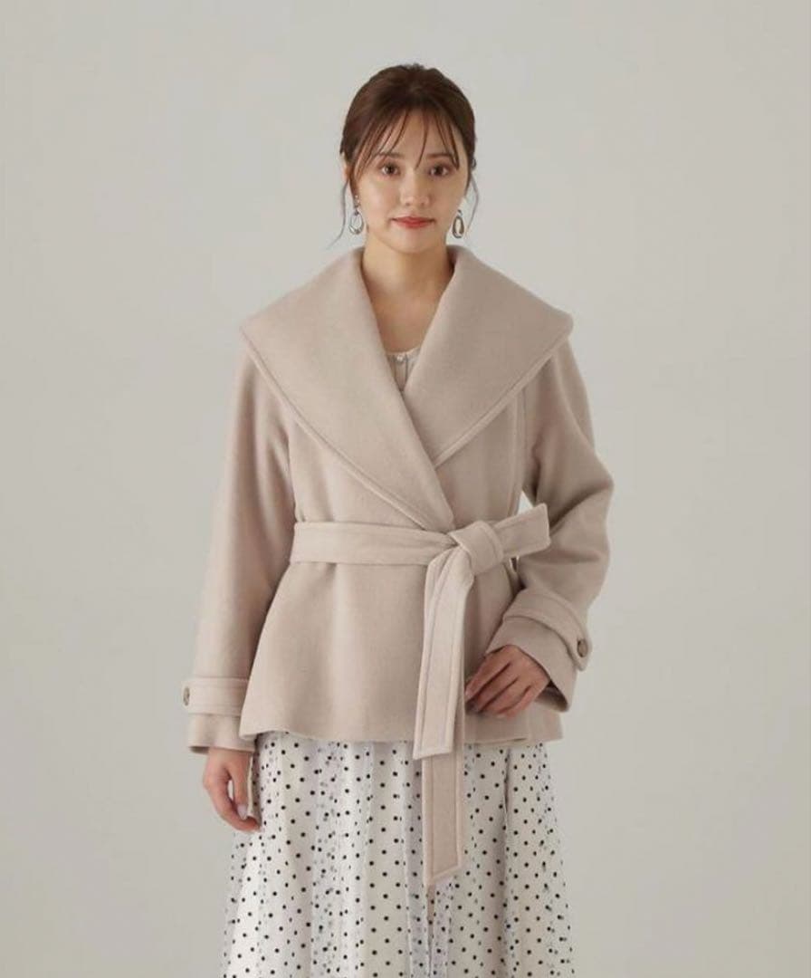 【新品未使用】プロポーションボディードレッシングショート丈ガウンコート（M）