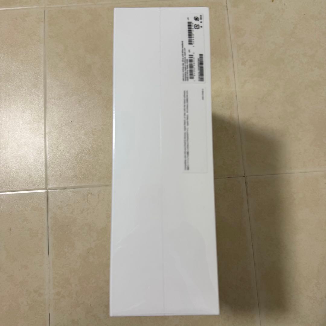 Air Pods Max シルバー　ヘッドホン　正規品　新品未使用未開封