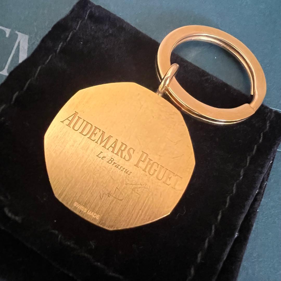 Audemars Piguet オーデマピゲ キーホルダー クロスクリーナー付き