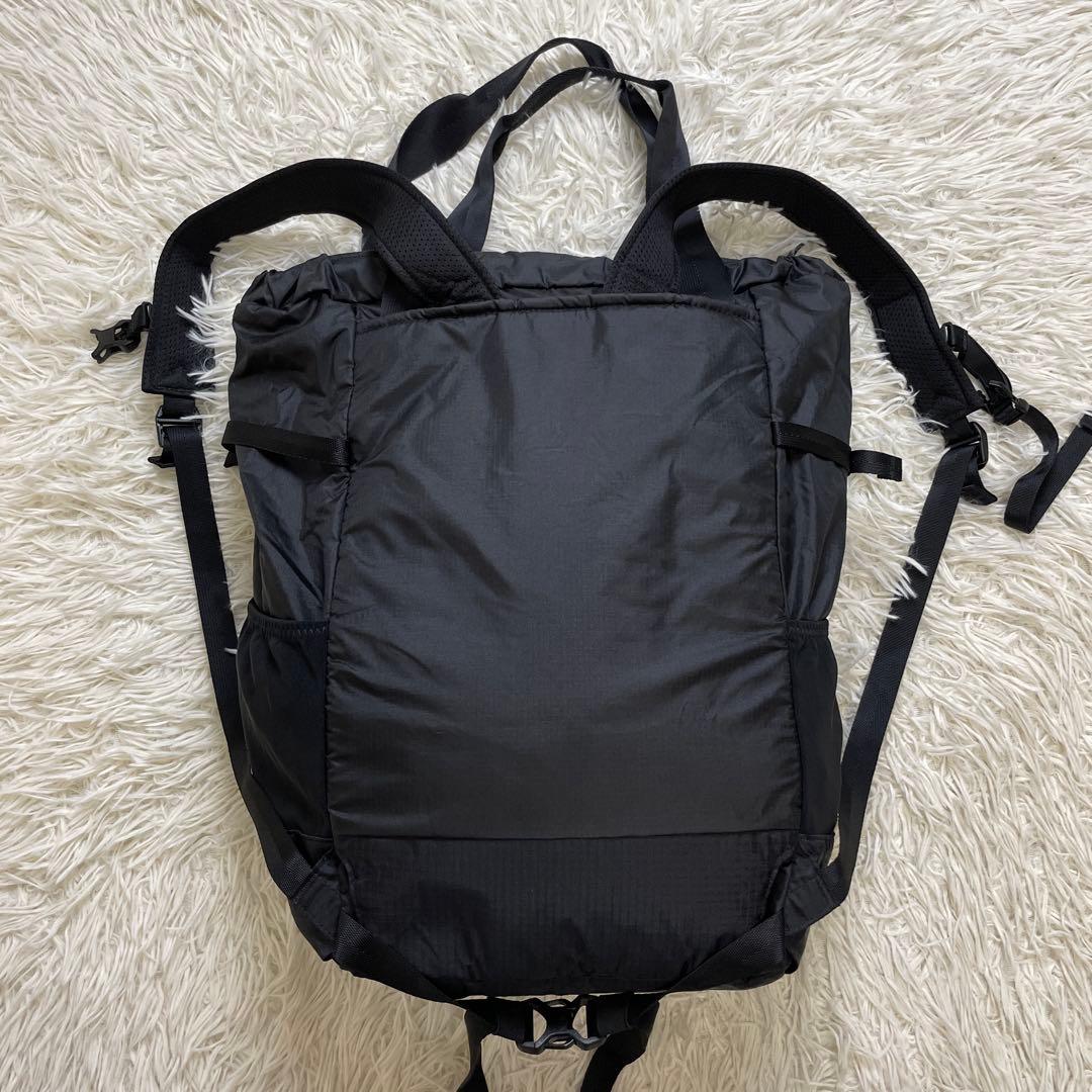 パタゴニア ライトウェイトトラベルトートバッグ ブラック