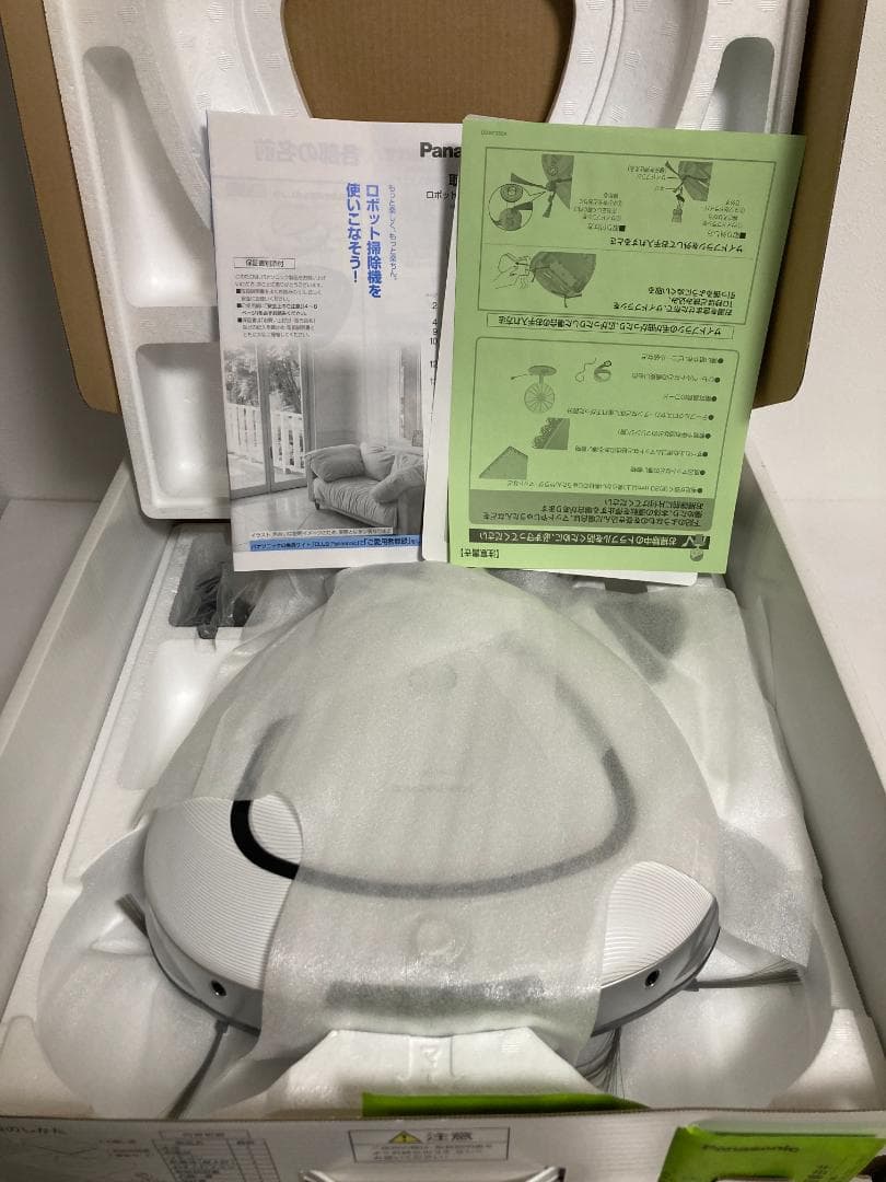 未使用品 Panasonic MC-RS1-W ロボット掃除機　パナソニック