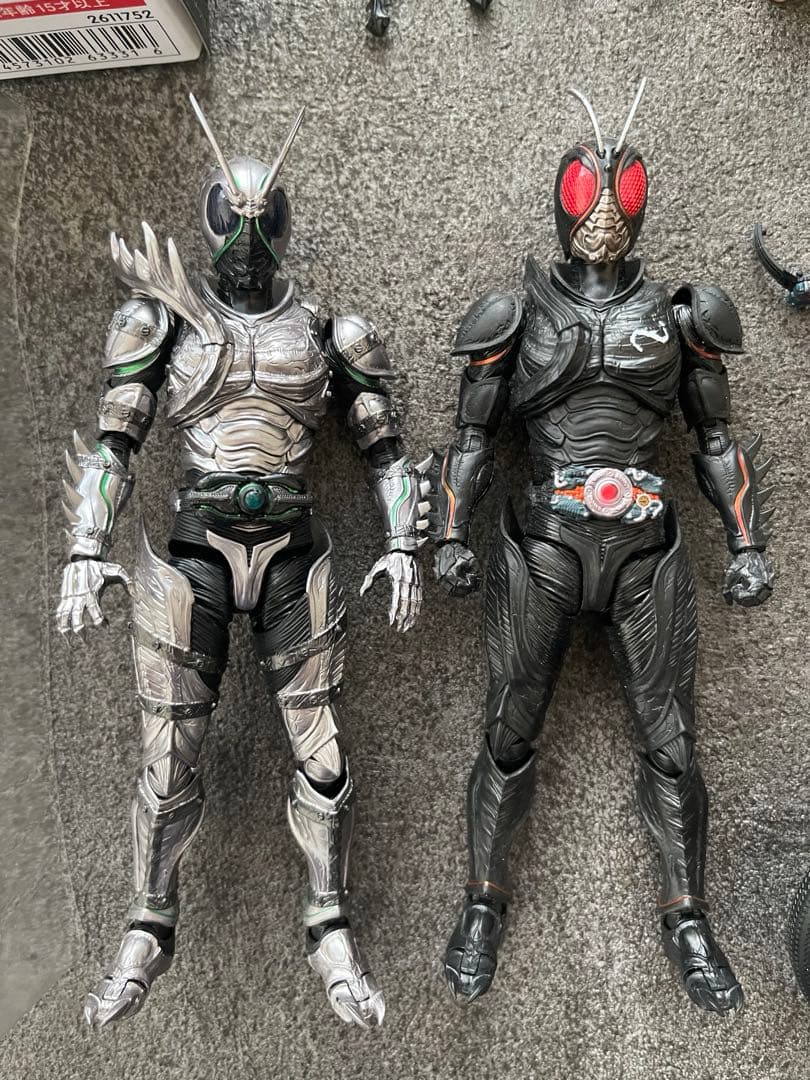 d*7様 S.H.Figuarts 仮面ライダーBLACK SUN シャドームー