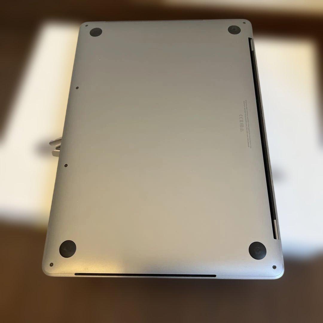 D*i様 MacBook Pro 2020 i5 16Gb 512Gb