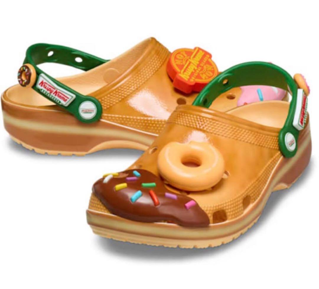 サンダル Krispy Kreme x Crocs Classic Clog