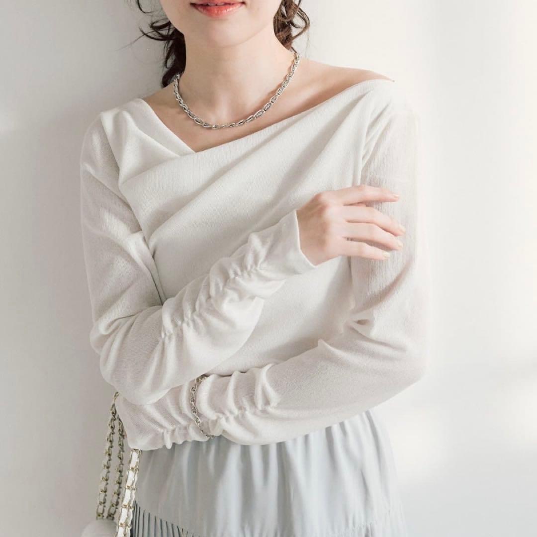 【新品タグ付】ラブティックボンボン ドレープネックプルオーバー