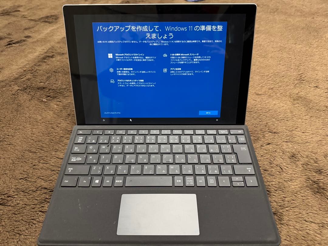 Windowsタブレット本体 surface Core i5 256GB 8G model1796