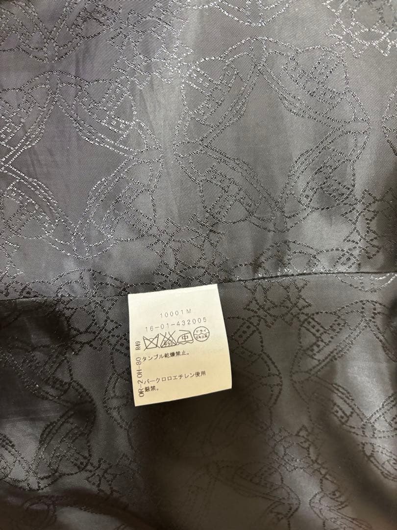 ヴィヴィアンレッドレーベル　ジャケットVivienneWestwood サイズ3