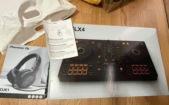 DJ機材 Pioneer ddj-flx4 & DJ HDJ CUE1