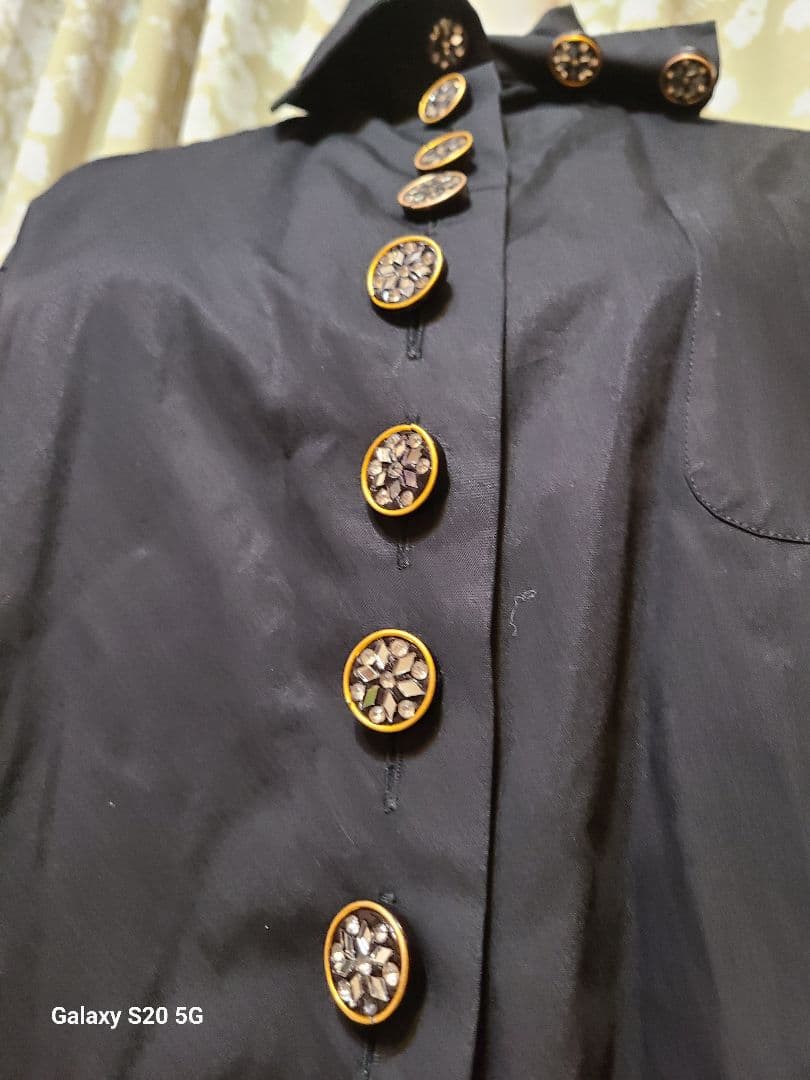 ROMEOGIGLI ロメオジリ ヴィンテージ 装飾ボタンオーバーブラウスML