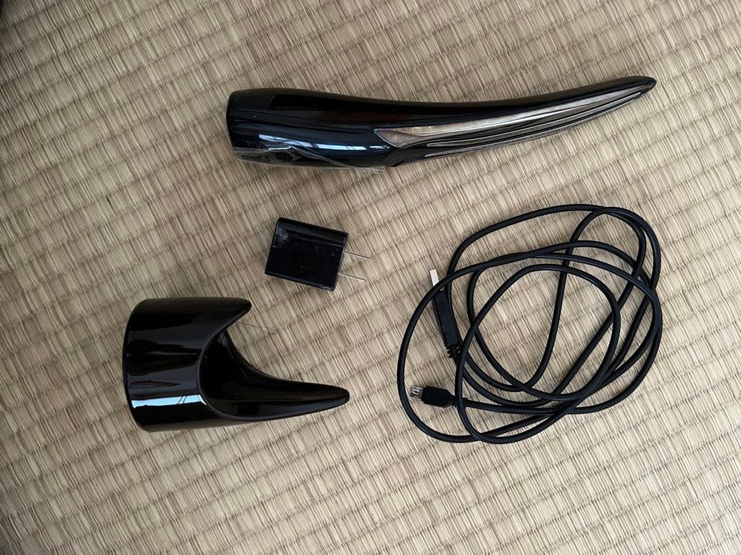 PYR KNIGHT 美顔器 ブラック