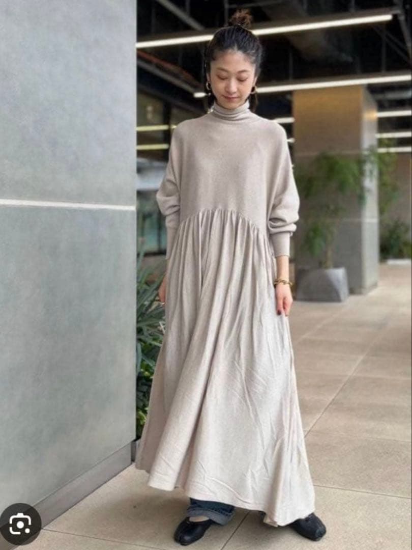 ⭐️週末限定値下⭐️美品Curensology ウールハイネックギャザーワンピース