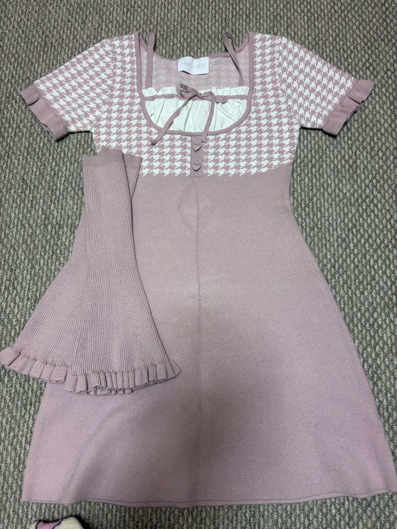 HONEY MEWピンク チェック柄 ニットワンピース 半袖