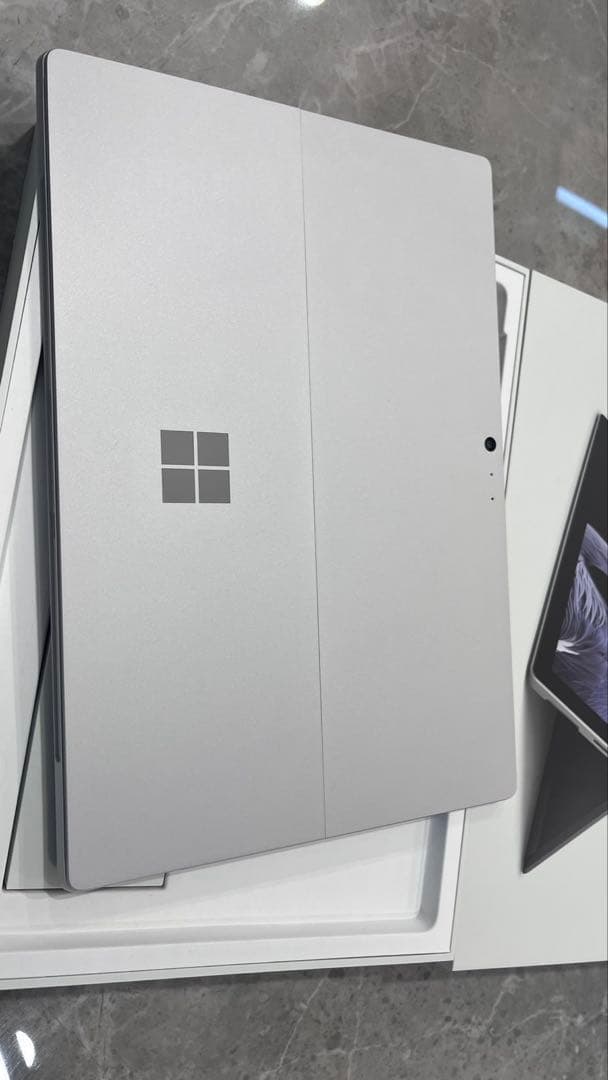 Windowsノート本体 Microsoft Surface Pro5 i5/4GB/128GB