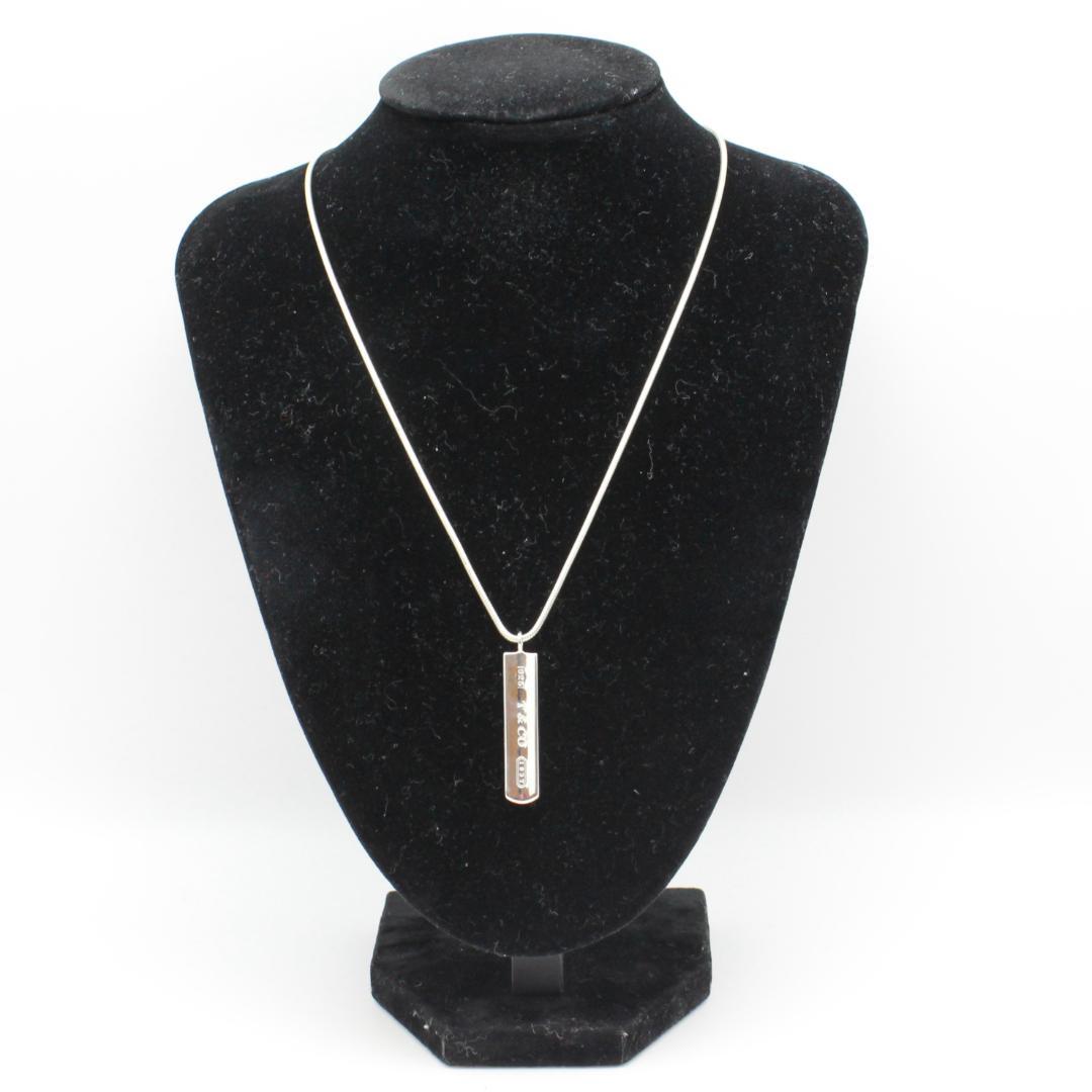 美品 Tiffany&Co. ティファニー ナローバー プレート ネックレス