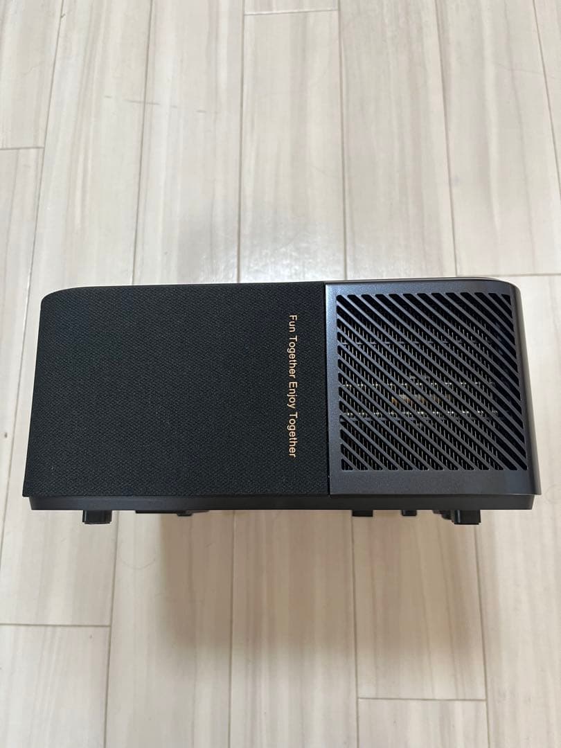 Yaber K2s プロジェクター 本体