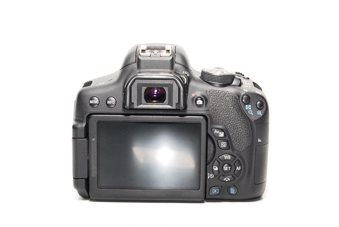 ☘️美品！☘️Canon Kiss X8I オマケ豊富 旅行先で使える！