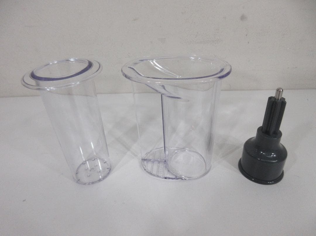 0831Z デロンギ ケーミックストライブレード ハンドブレンダー DHB891