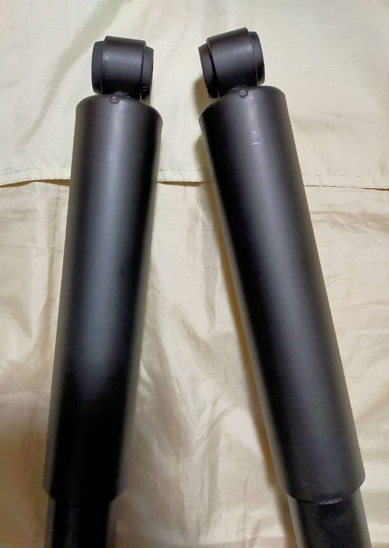 【新車外し】200系 ハイエース 純正 リヤ ショックアブソーバー 『KYB』