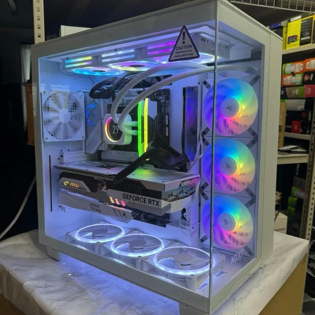 ゲーミングPC/i9 13900K RTX4070Ti 32GB NVMe1TB