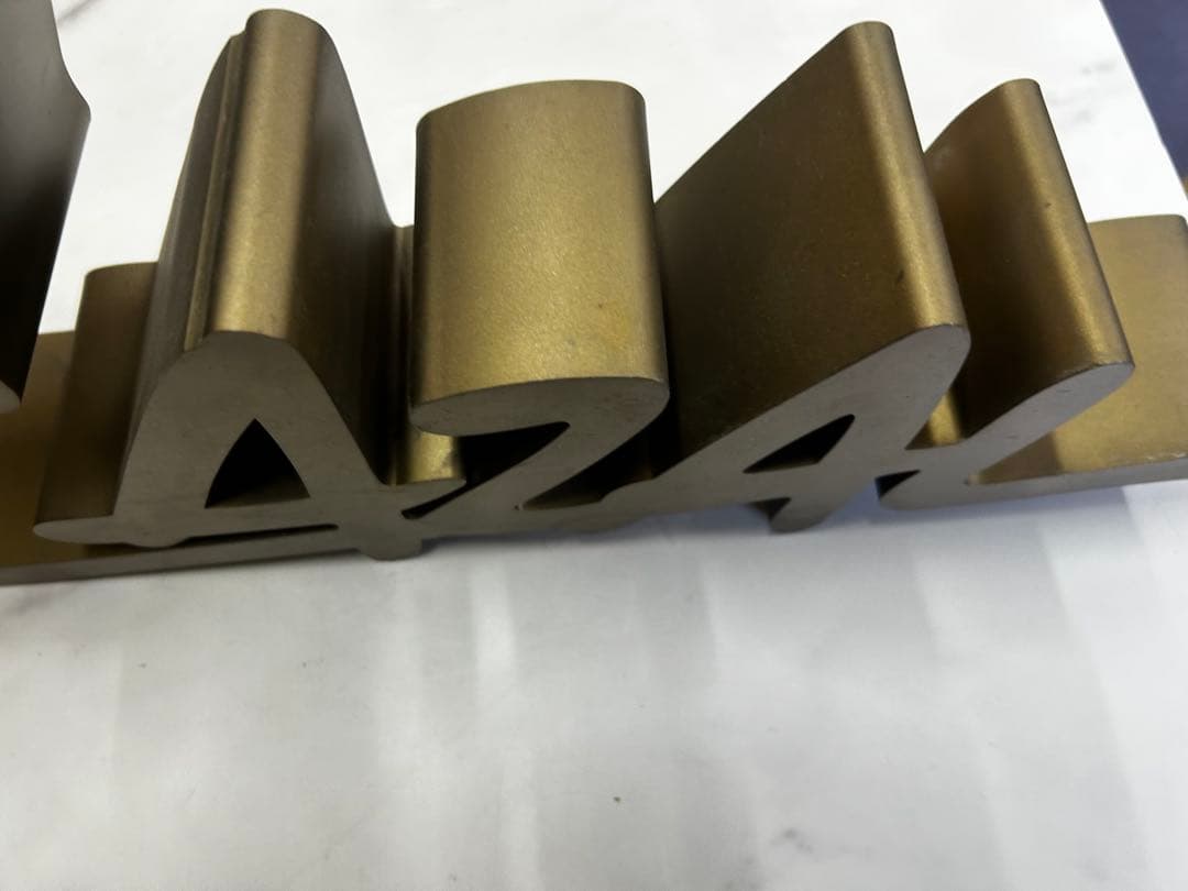 Cazal カザール ロゴディスプレイ