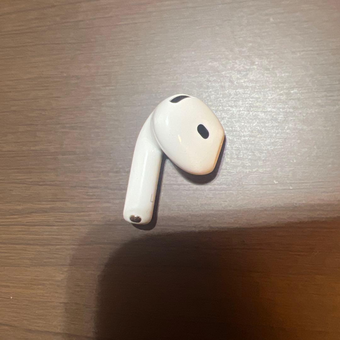 Apple純正 AirPods4（ノイズキャンセリングなし）
