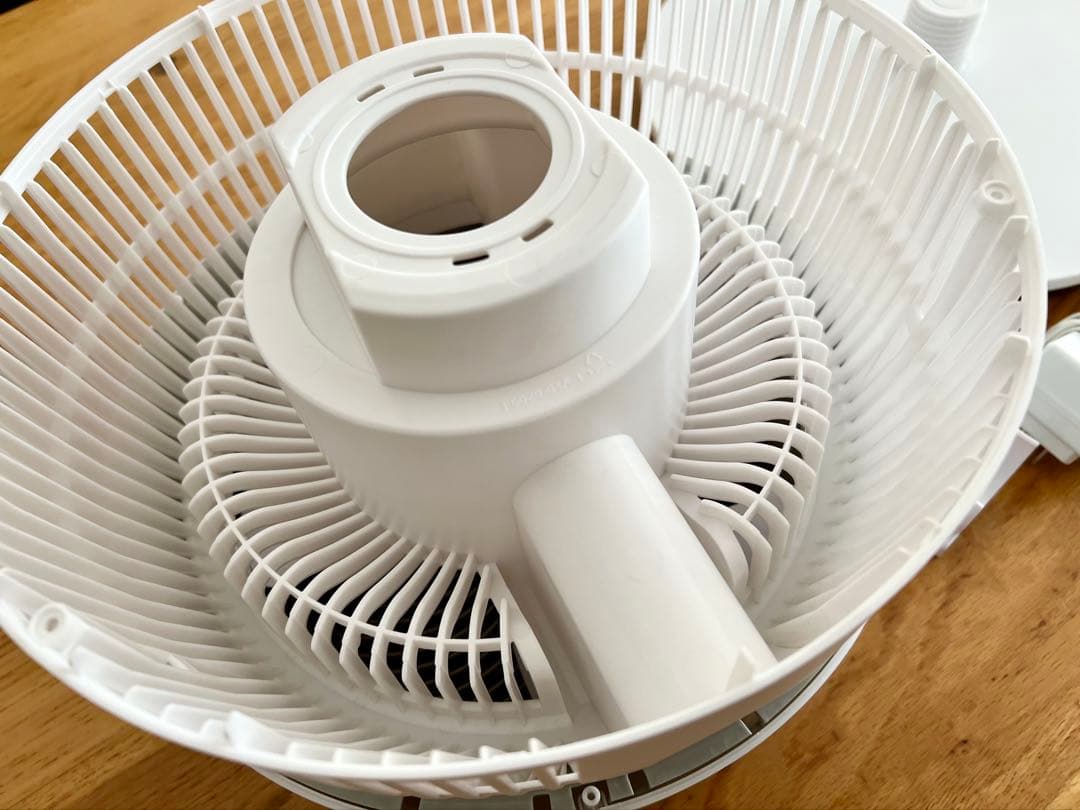 扇風機＋空気清浄 機能搭載 3Dサーキュレーター ホワイト