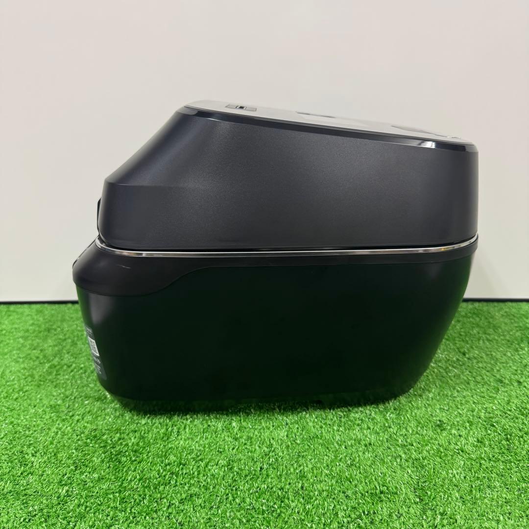 未使用品 東芝 TOSHIBA RC-10ZWW-K　炎匠炊き 炊飯器