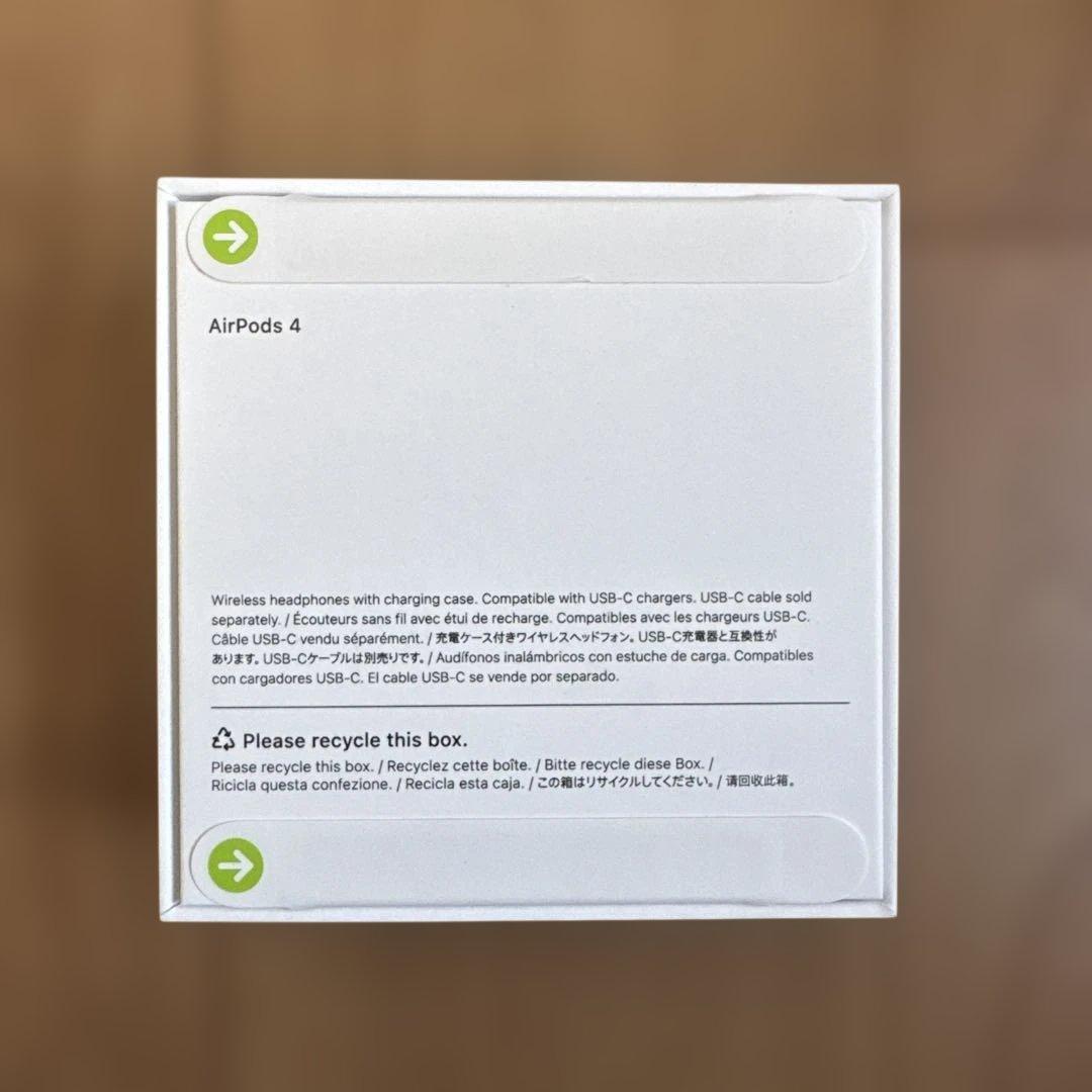 Apple AirPods 4 本体