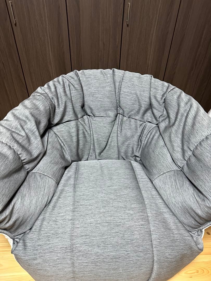 ligne roset リーンロゼ 円形1人掛けソファ グレー ホワイト