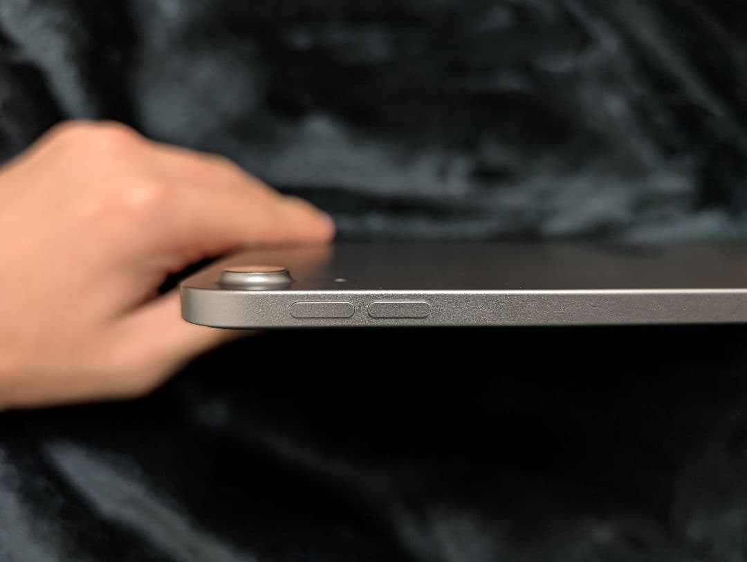 iPad Air (M3) 128gb WiFiモデル　スペースグレイ