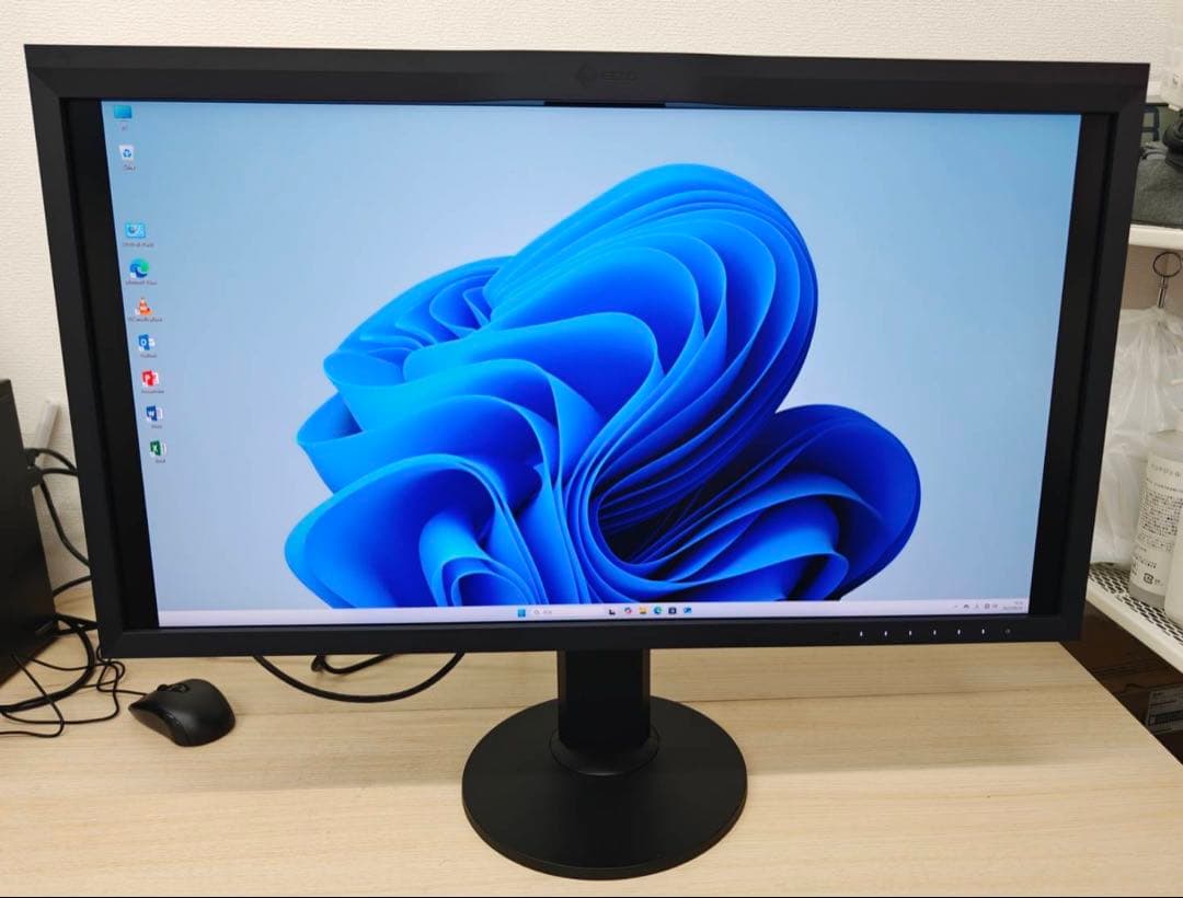 EIZO ColorEdge CG318 4K 31.1型　液晶モニタ3823H