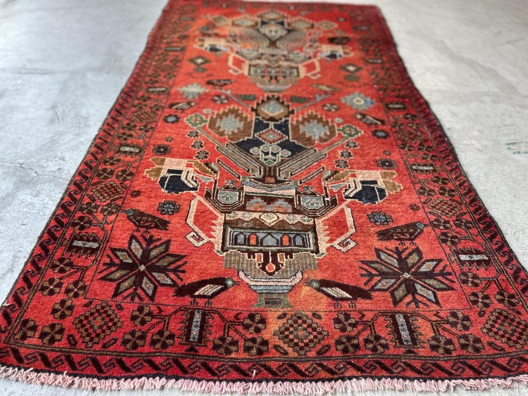 【Vintage rug】アフガニスタン産｜189 × 107cm｜バルーチ族