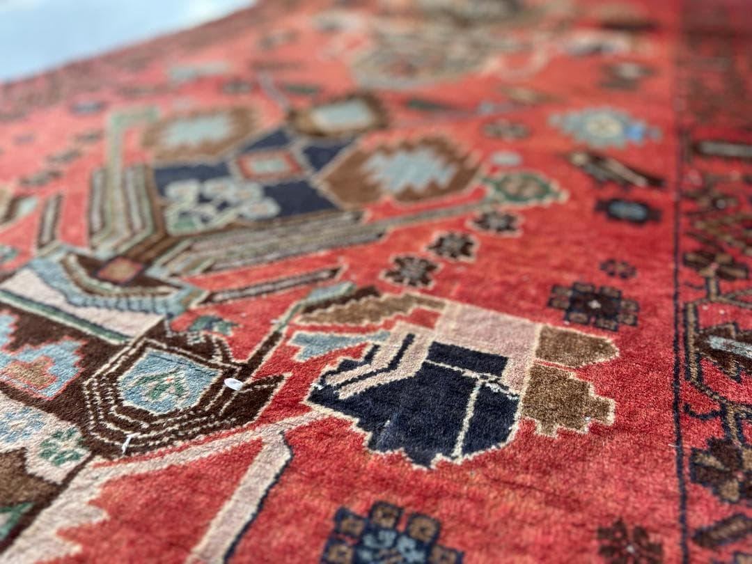 【Vintage rug】アフガニスタン産｜189 × 107cm｜バルーチ族