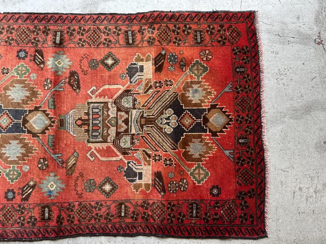 【Vintage rug】アフガニスタン産｜189 × 107cm｜バルーチ族