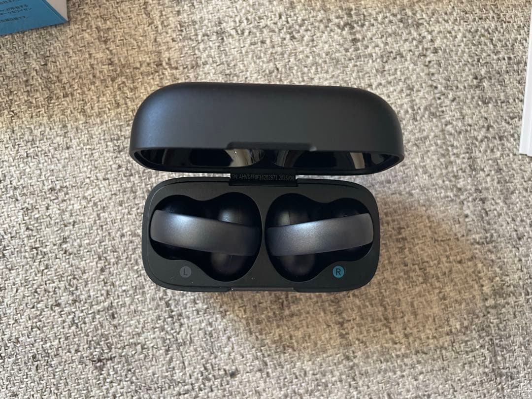 り*じ様 anker soundcore AeroClip