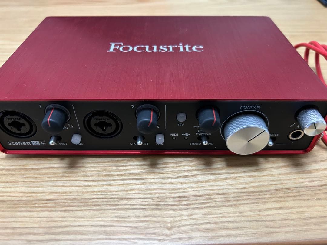 Focusrite Scarlett 2i4 USBオーディオインターフェイス